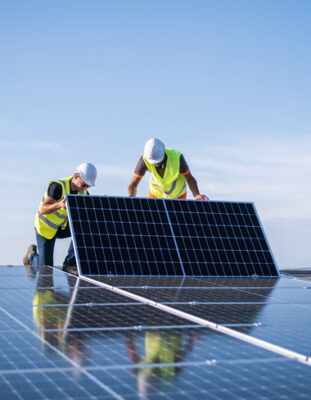 Pose d'un panneau photovoltaïque