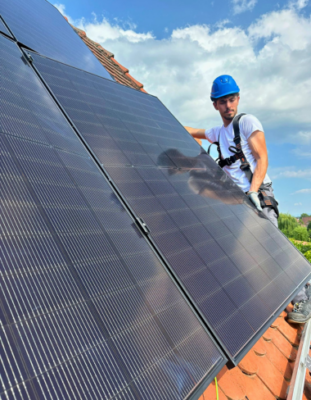 Pose de panneaux photovoltaïques